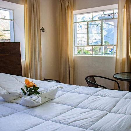 Hotel Los Laureles Calca Eksteriør bilde