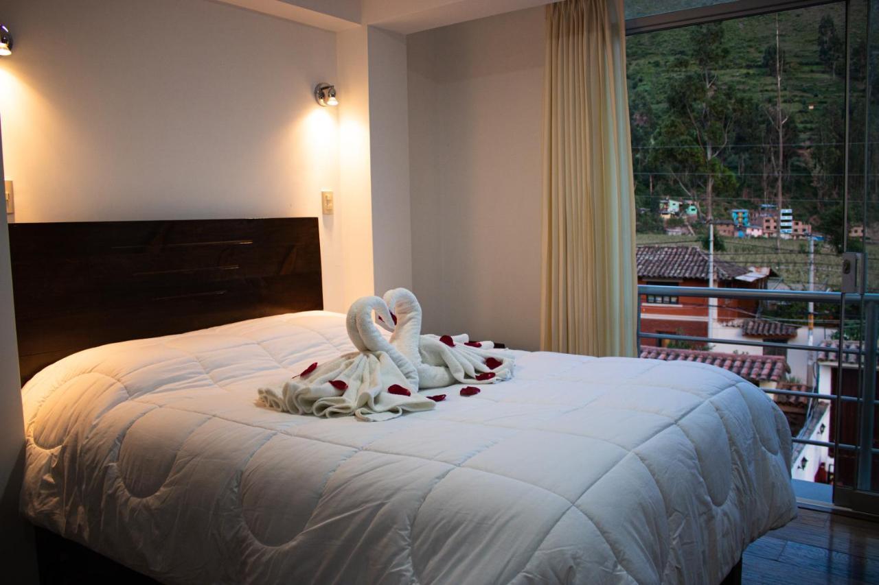 Hotel Los Laureles Calca Eksteriør bilde
