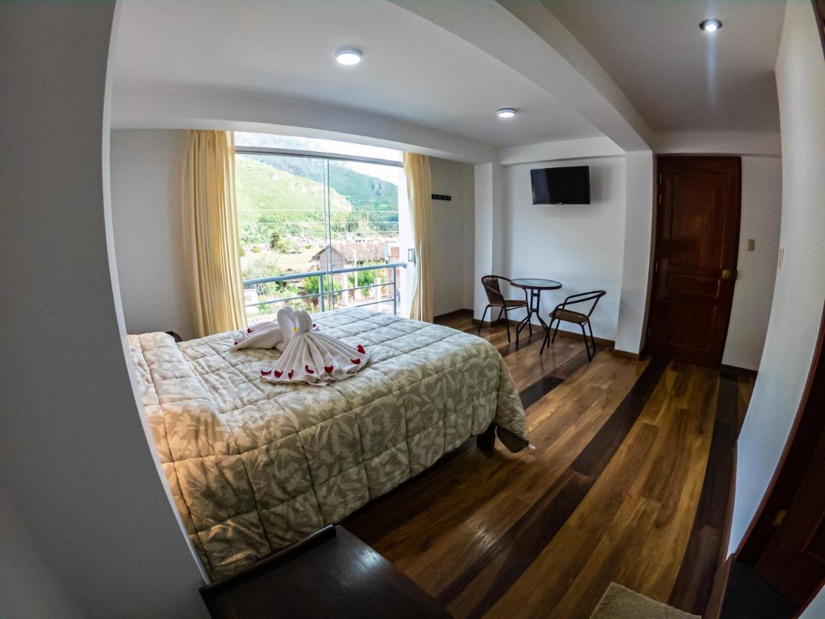 Hotel Los Laureles Calca Eksteriør bilde