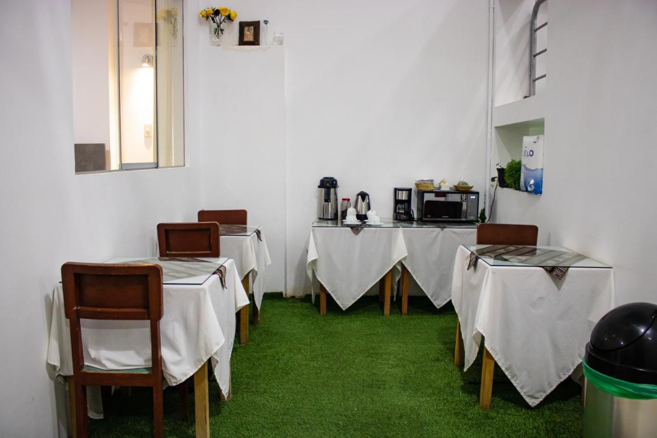 Hotel Los Laureles Calca Eksteriør bilde