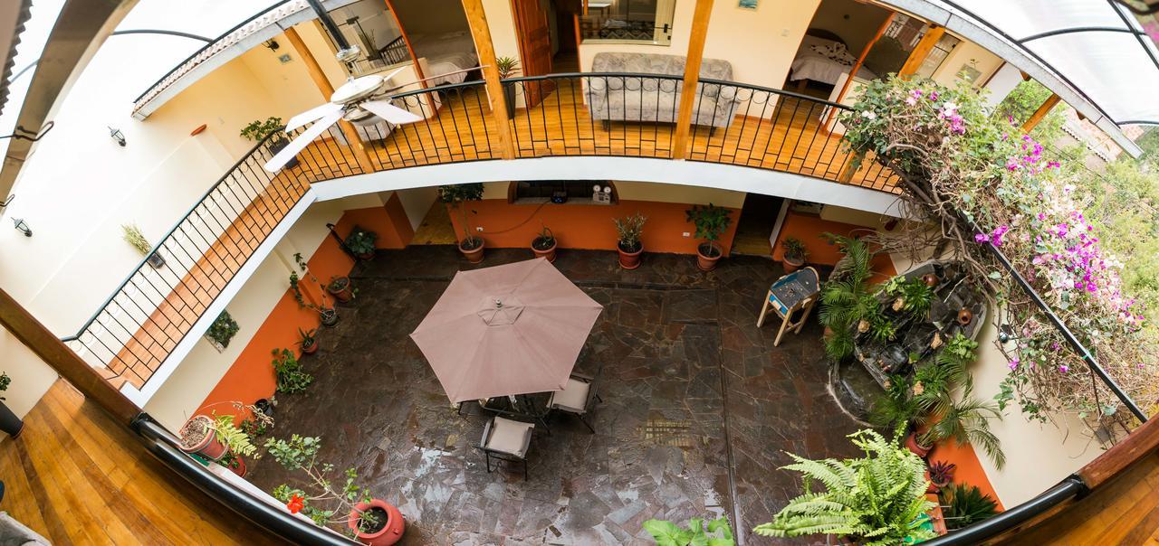 Hotel Los Laureles Calca Eksteriør bilde