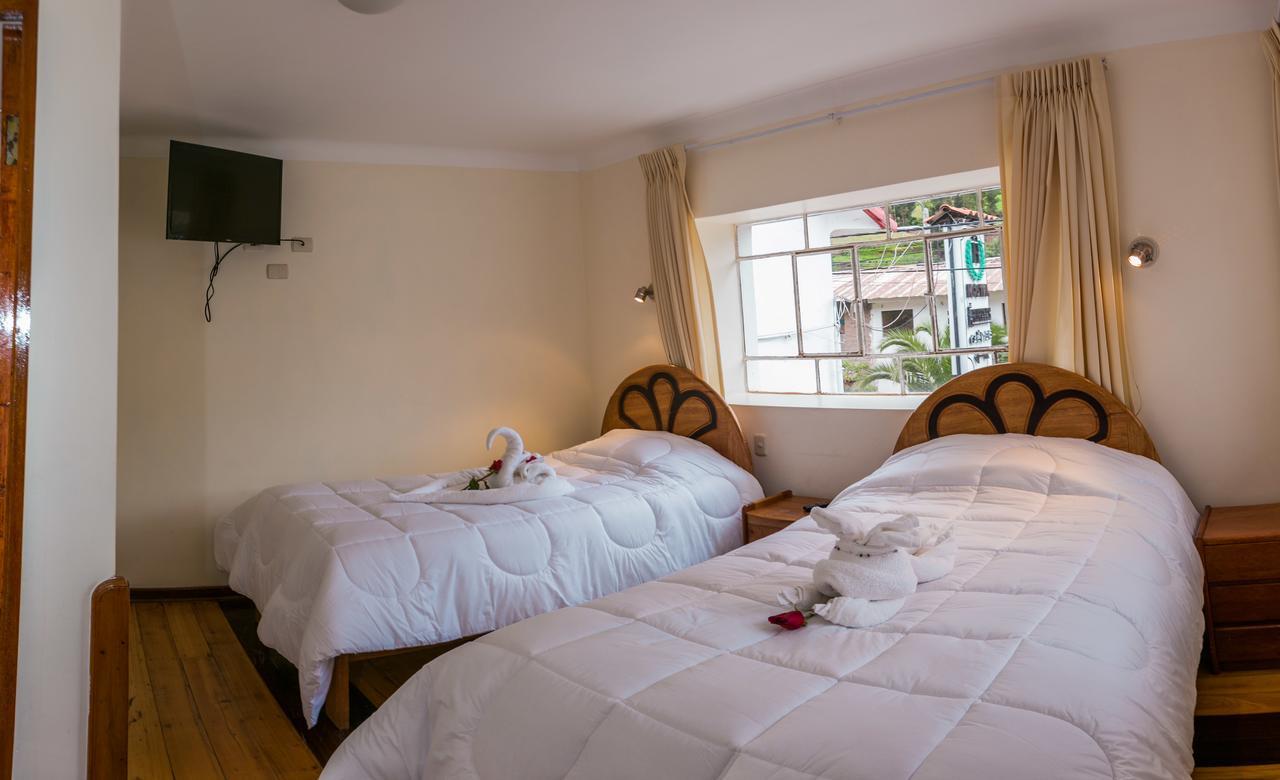 Hotel Los Laureles Calca Eksteriør bilde