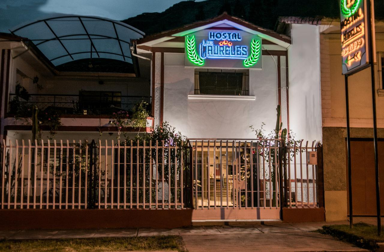 Hotel Los Laureles Calca Eksteriør bilde